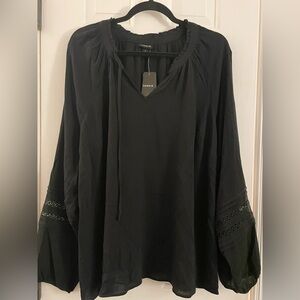 NWT Women’s TORRID Crinkle Gauze Tie Front Long Sleeve Top Black Sz 14 16 New.